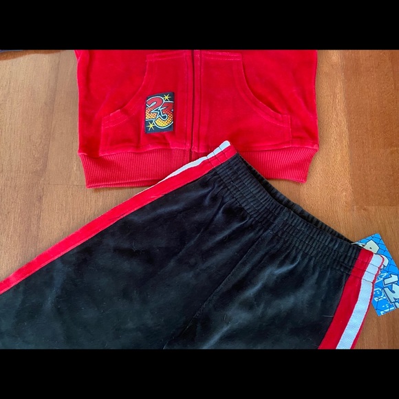 TODDLER ATHLETIC VELOUR SET - Picture 3 of 5